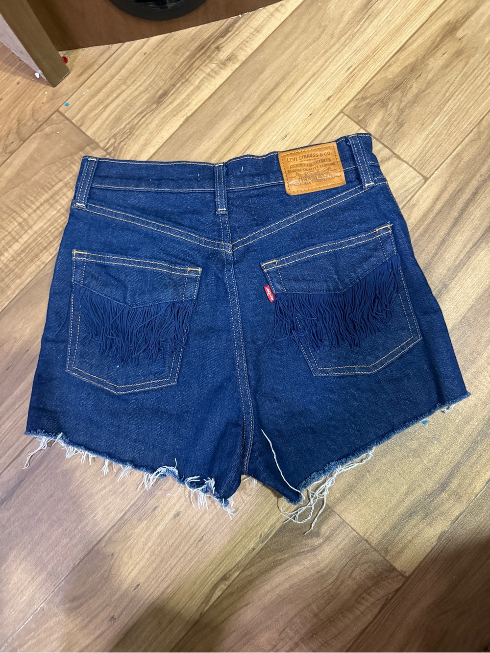 Levi's Women's Dark Blue Denim Fringe Back-Pocket Shorts